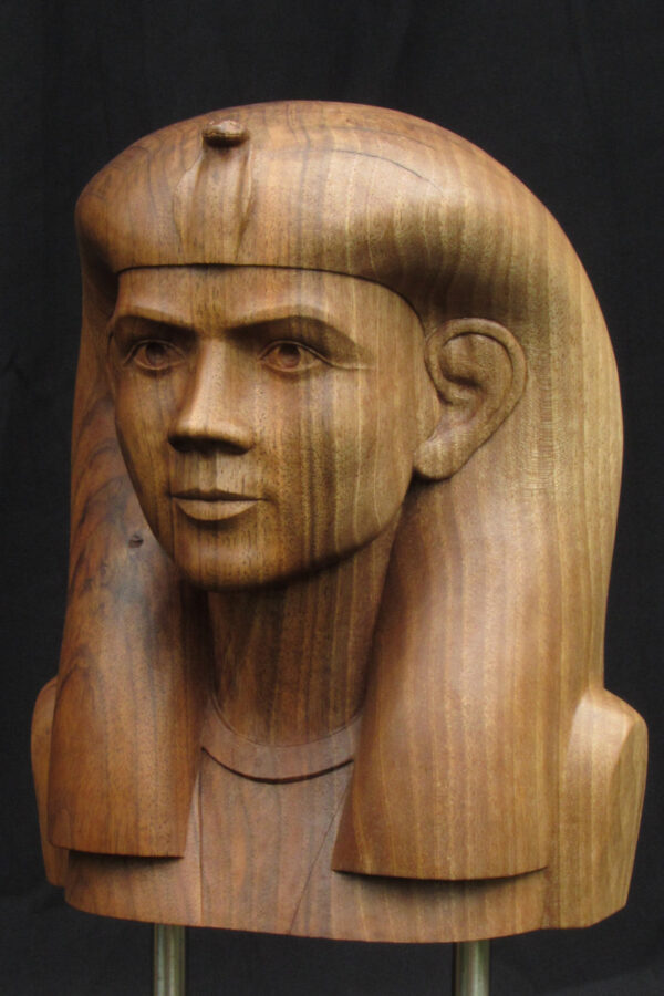 Hatshepsut, sculpture by Leo Pruijt, NL, c2